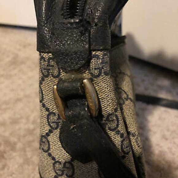 Authentic Hard to find GUCCI BAG